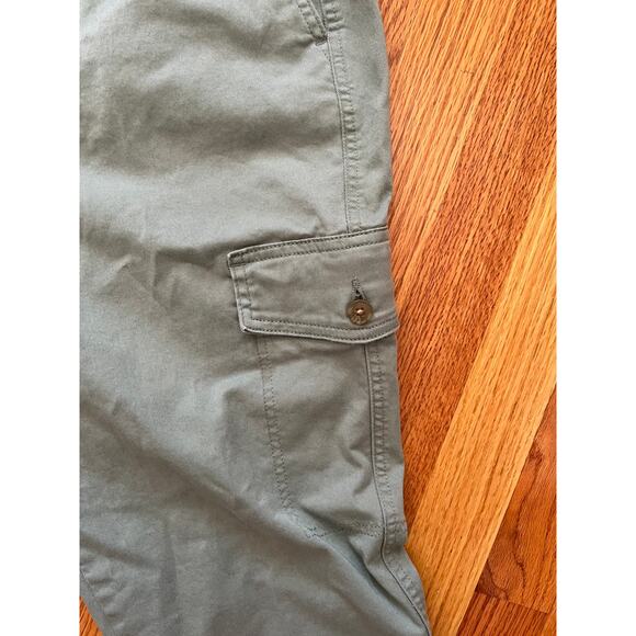Lands' End green cargo pants 98% cotton 2% spandex 2 side pockets Size 14 - Picture 2 of 7